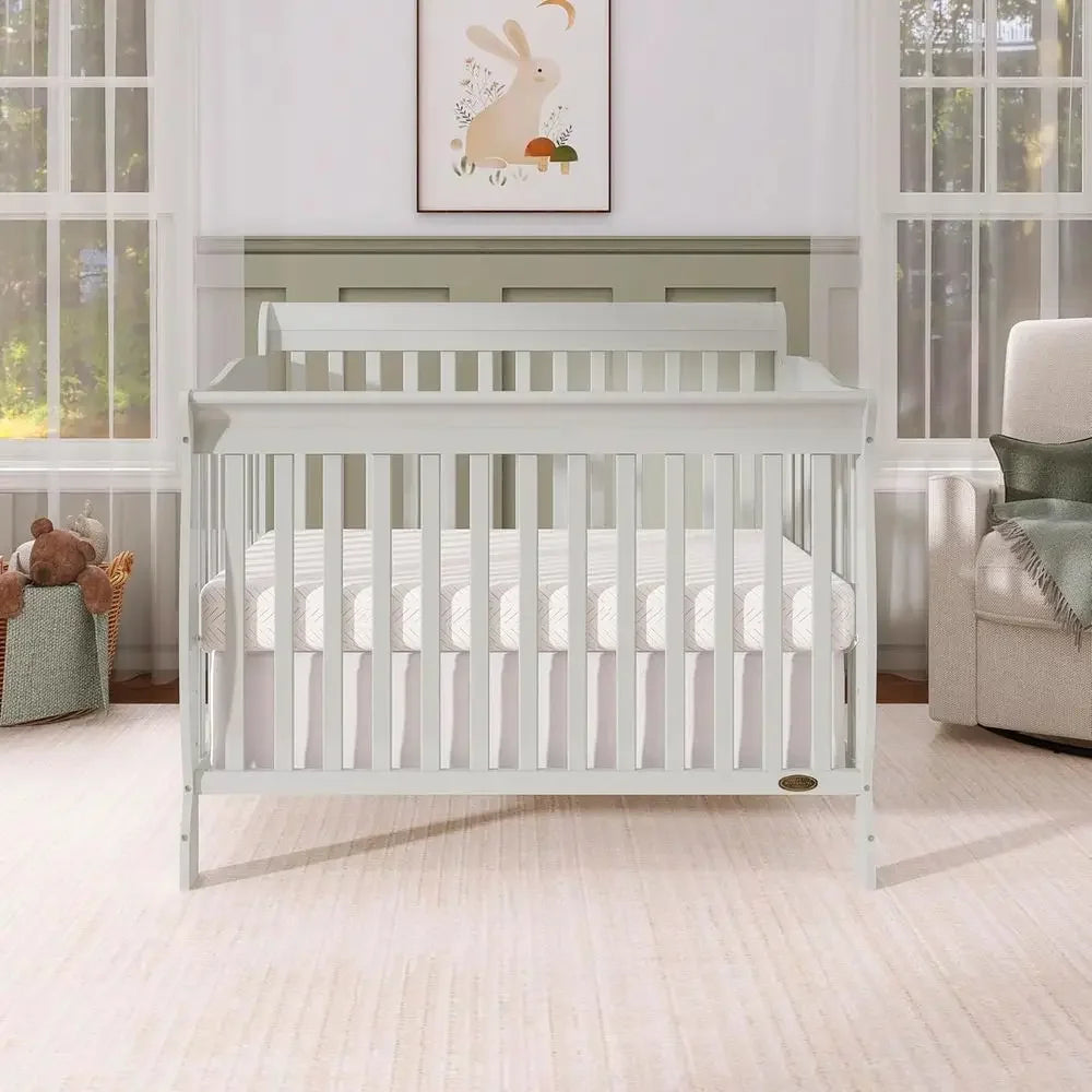 Convertible Crib Solid Pinewood With Four Mattress Heights