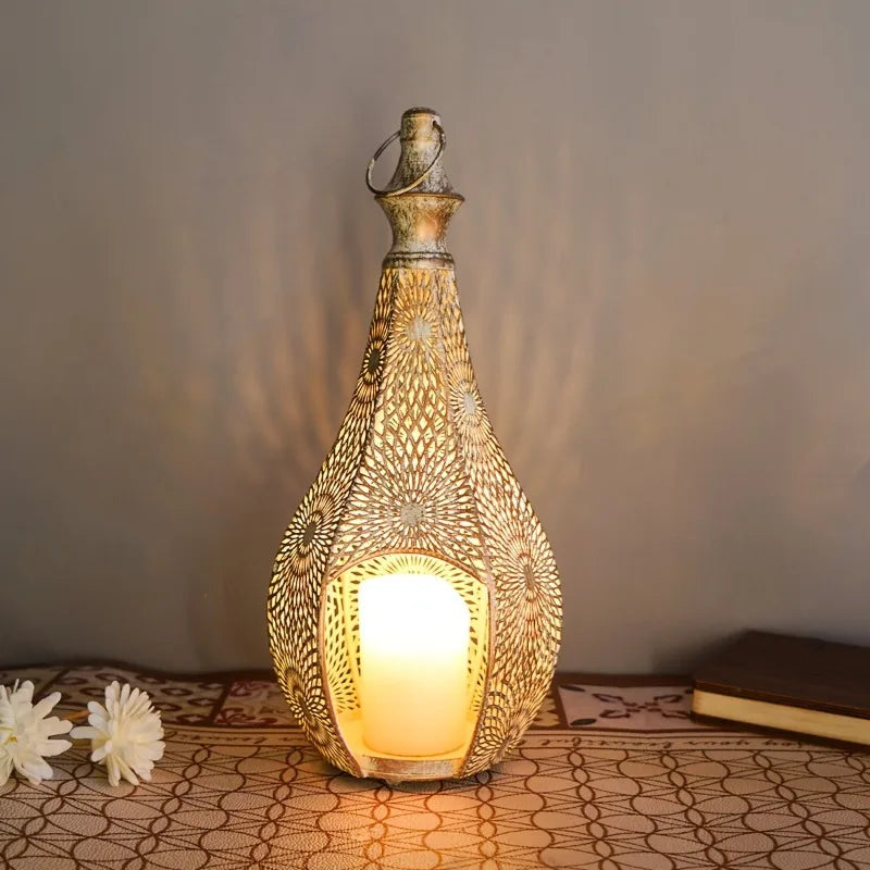 Elegant Metal Lantern Candle Holder Vintage Tea Light Hanging Lantern Home Decor