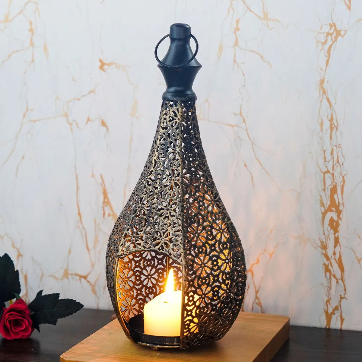 Elegant Metal Lantern Candle Holder Vintage Tea Light Hanging Lantern Home Decor