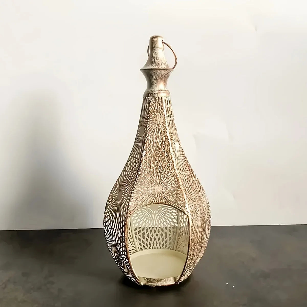 Elegant Metal Lantern Candle Holder Vintage Tea Light Hanging Lantern Home Decor