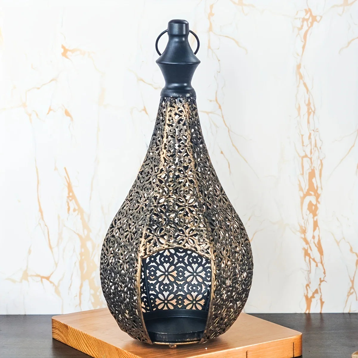Elegant Metal Lantern Candle Holder Vintage Tea Light Hanging Lantern Home Decor