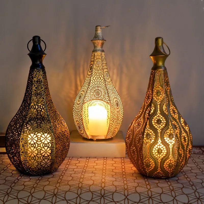 Elegant Metal Lantern Candle Holder Vintage Tea Light Hanging Lantern Home Decor